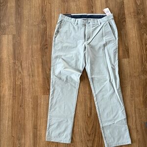 Vineyard Vines Men's Light Gray Chinos